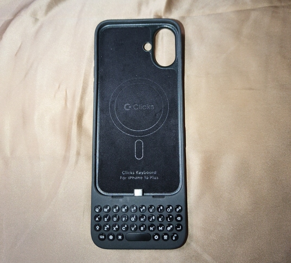 Clicks Keyboard Case for iPhone 16 Plus - Black 🖤